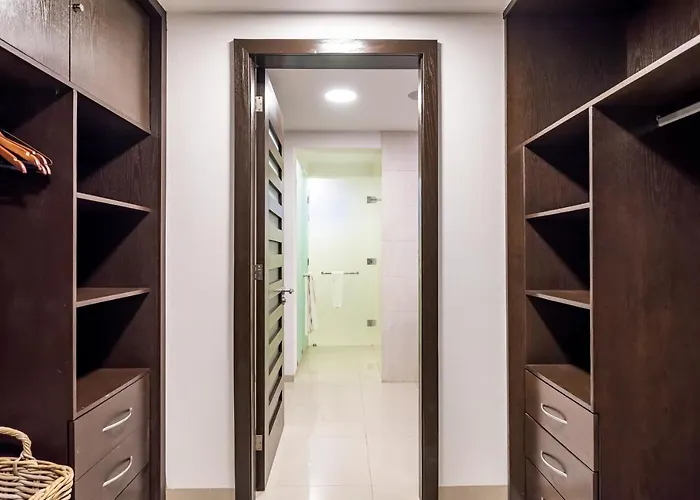 Casa 401n Secretos Apts Apartment
